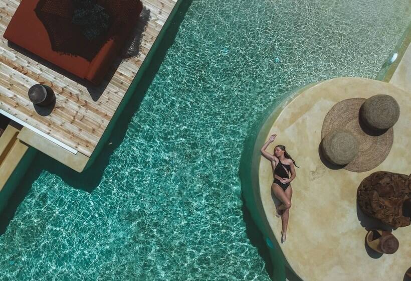 Hotel Divino Caldera