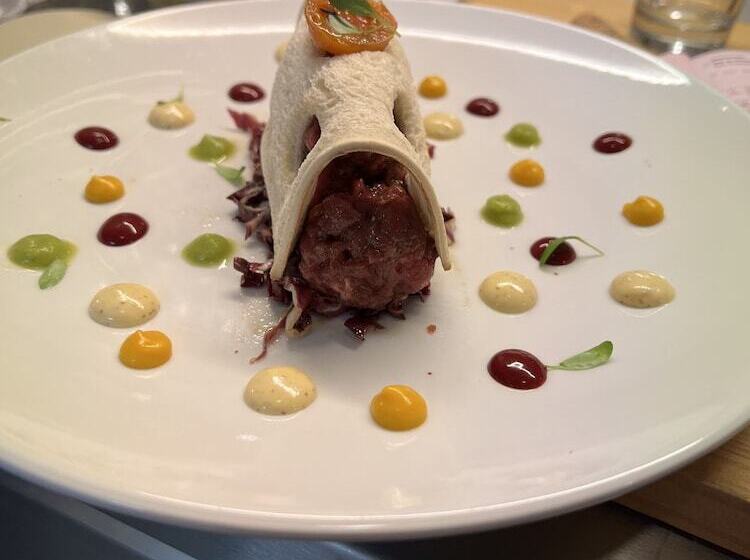 בית מלון כפרי Gasthaus Alpina Salouf