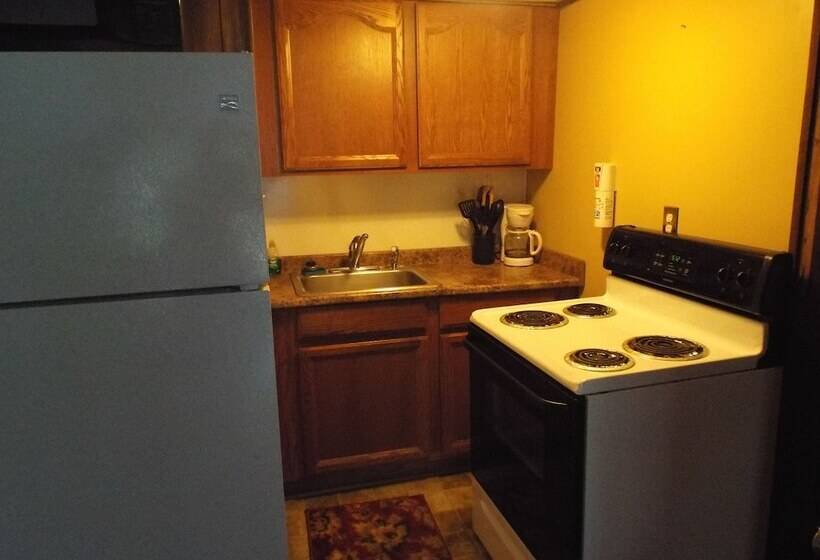 酒店 Hemlock Campground And Cottages