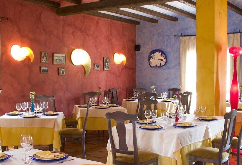 هتل Restaurante Font Salada