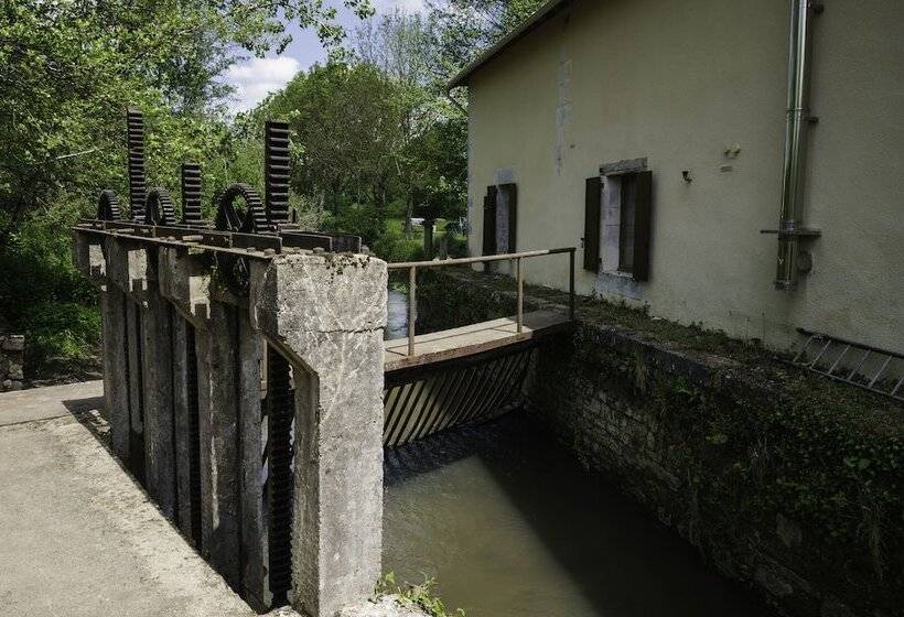 פנסיון Moulin Du Fontcourt