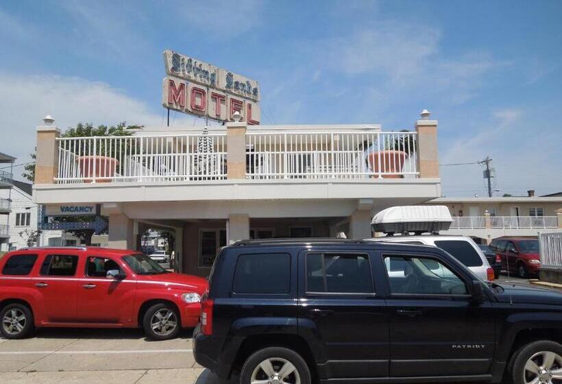 Sifting Sands Motel