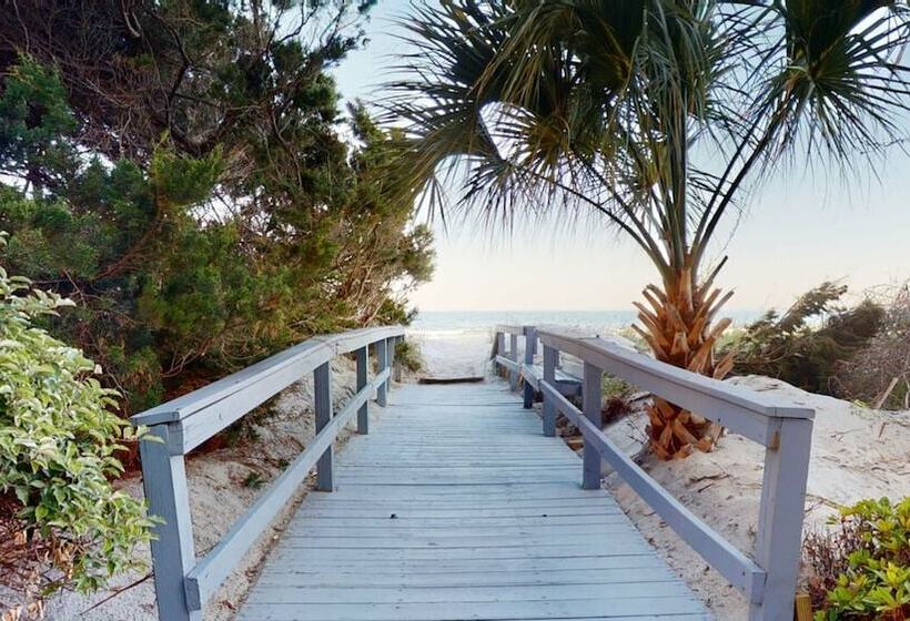 Willow Bay Resort