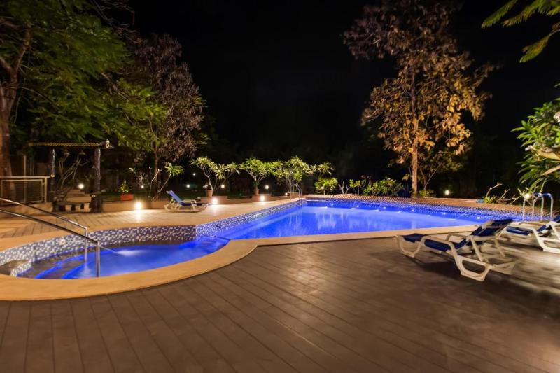 Отель Club Mahindra Netrang
