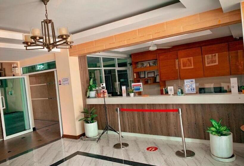 هتل Home Place  Lopburi