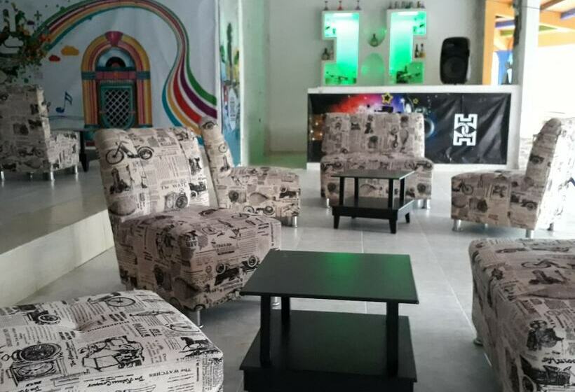 هتل Campestre La Herradura