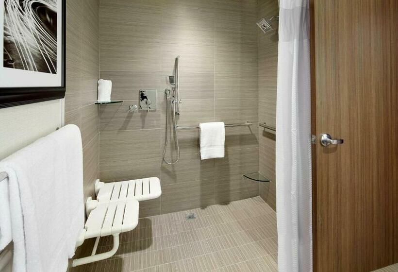 هتل Courtyard By Marriott Akron Downtown