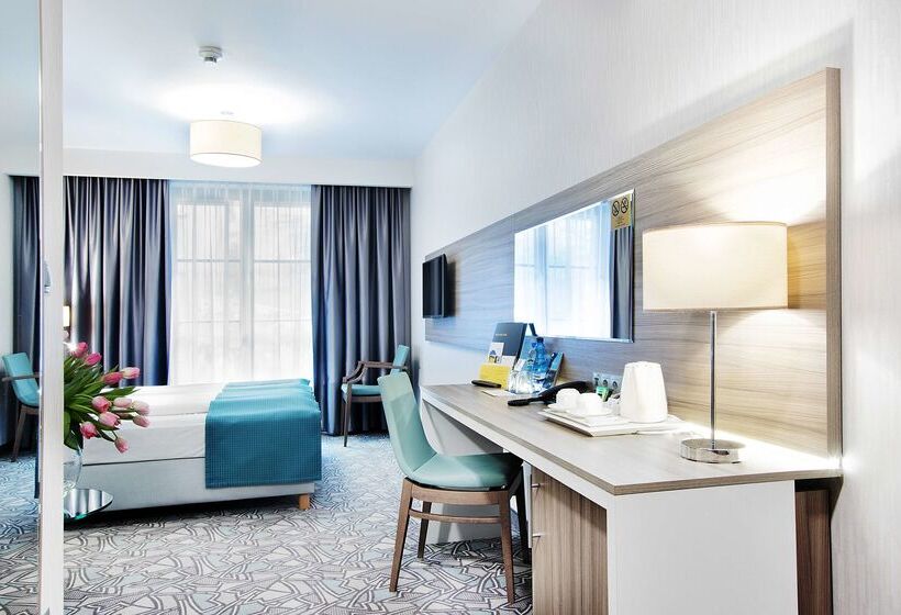 호텔 Golden Tulip Krakow Kazimierz