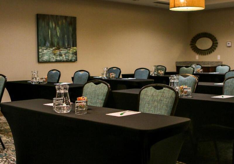 בית מלון כפרי Holiday Inn & Suites Denver Tech Center Centennial, An Ihg