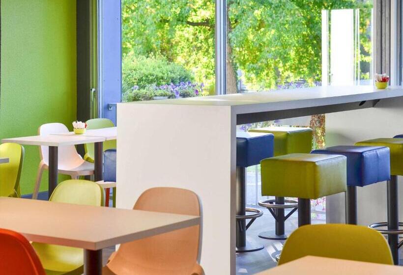 فندق Ibis Budget Pau Lescar