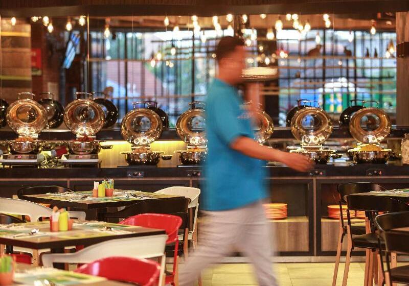 هتل Ibis Styles Makassar Sam Ratulangi