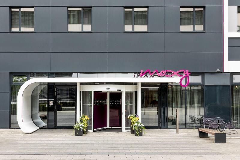 בית מלון כפרי Moxy Frankfurt Eschborn