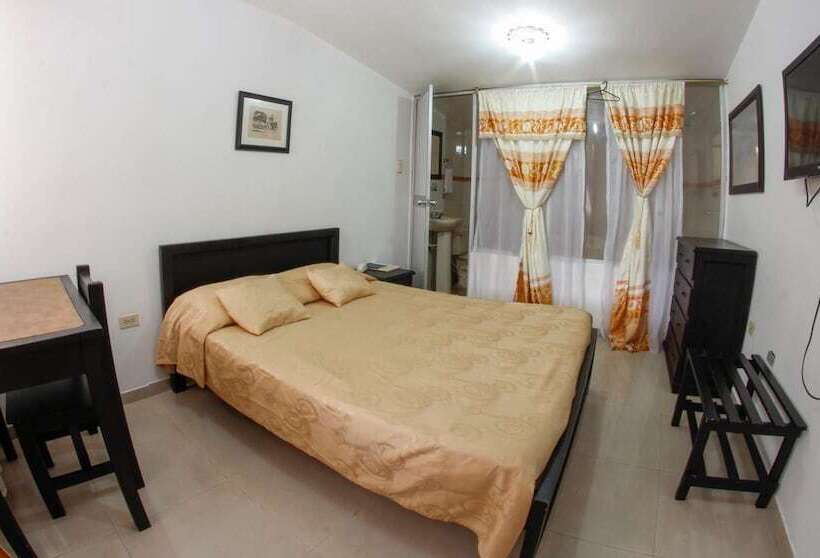 هتل Popayan Plaza