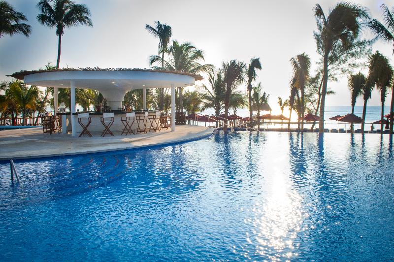 호텔 Residences at The Fives