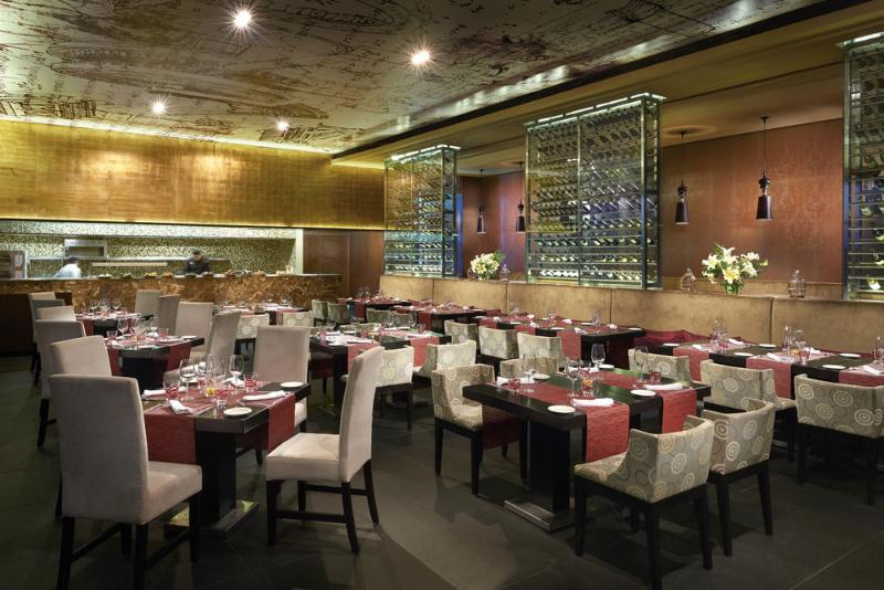 호텔 Residences at The Fives