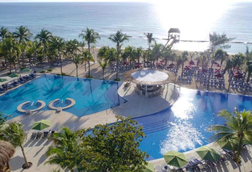 호텔 Residences at The Fives