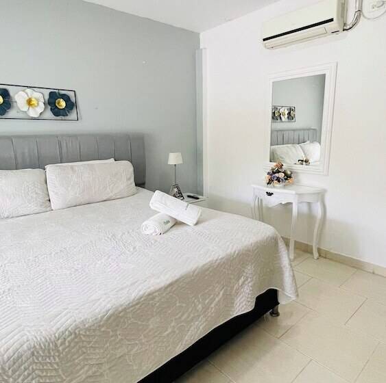 هتل Rosalinda Campestre Del Llano