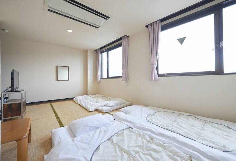 هتل Select Inn Tsuruga