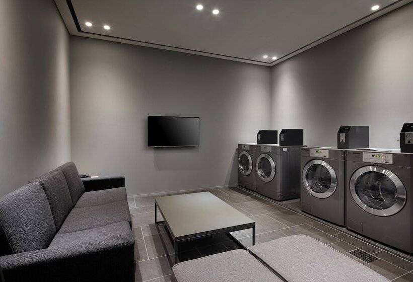 ホテル Shilla Stay Cheonan   Samsung Display City