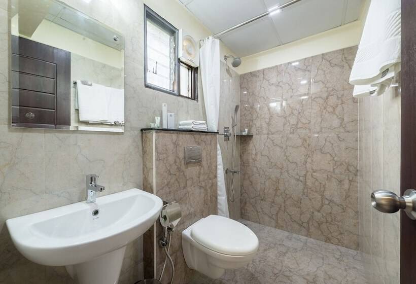 هتل Treebo Adin Residence Chennai Trade Centre