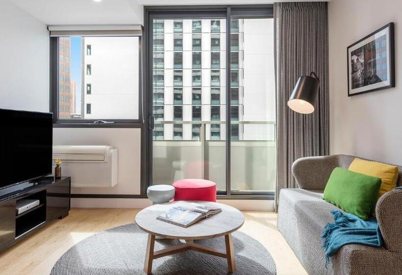 Oaks Melbourne Southbank Suites