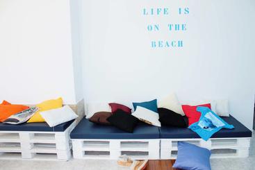 The One Hostel