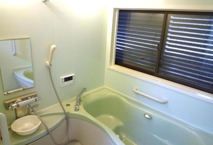 هتل Guesthouse Azmo   Vacation Stay 35375v