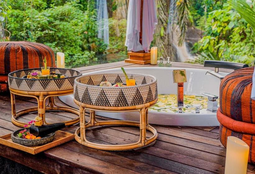 호텔 The Sebali Resort