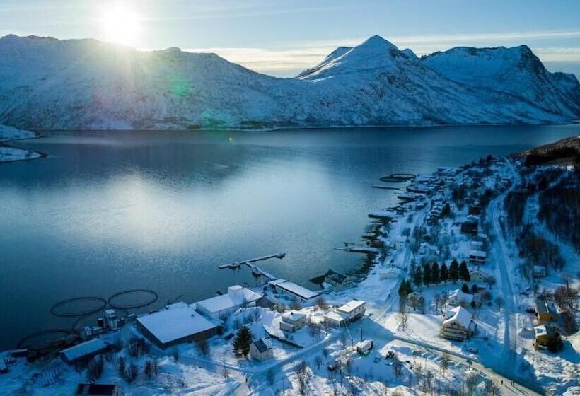 فندق Torsken Brygge   Senja By Heart