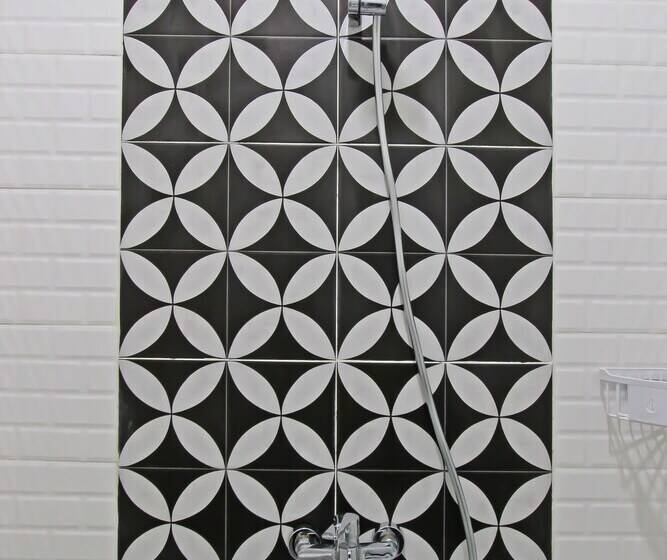 فندق Capital O 92105 A'shanti Inn