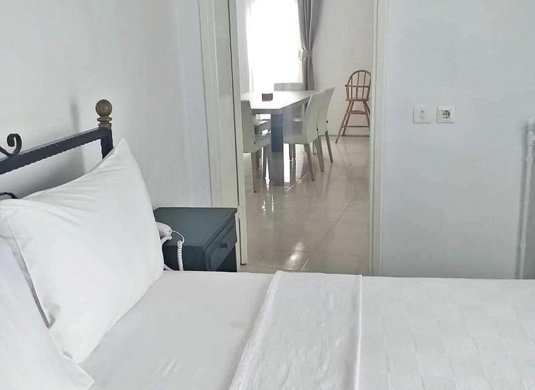Otel A