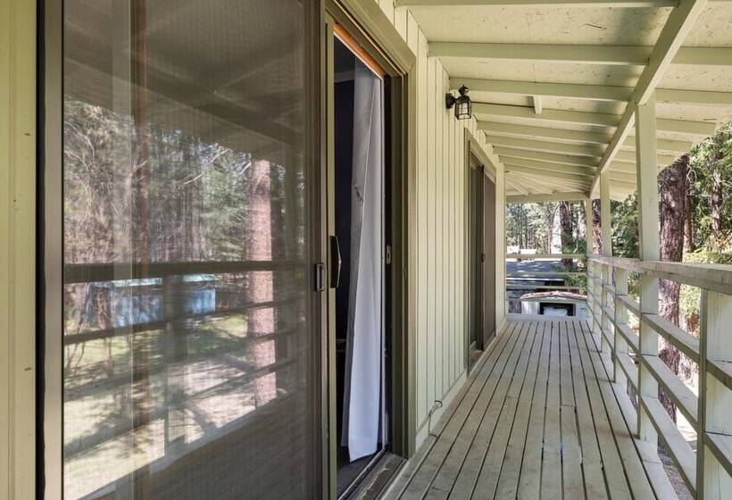 Deschutes Riverwoods Retreat