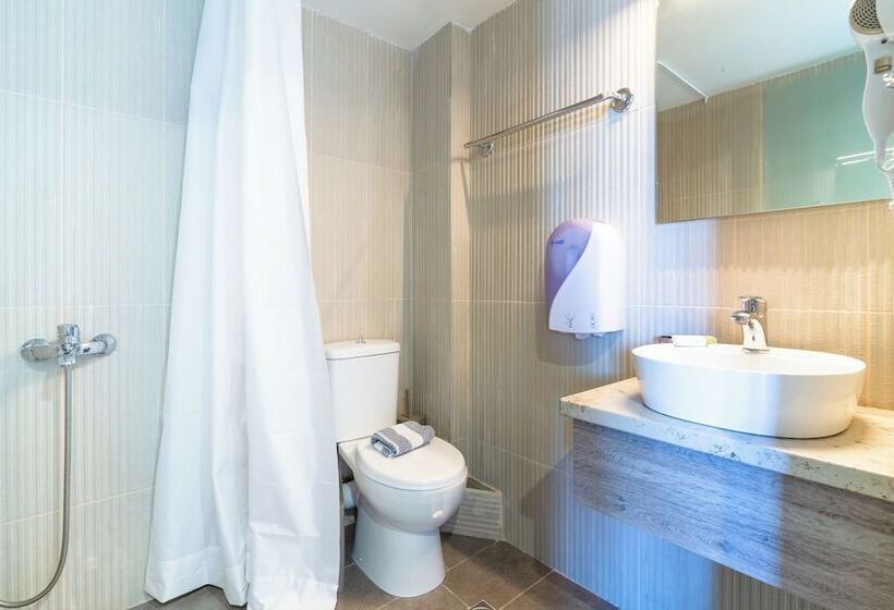 هتل Asterion Luxury Studios Airport