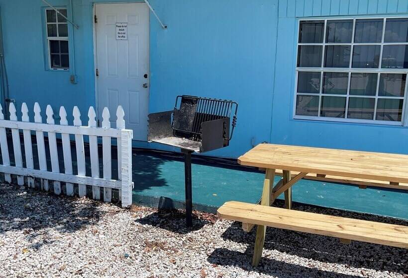 בית מלון כפרי Captain Jax