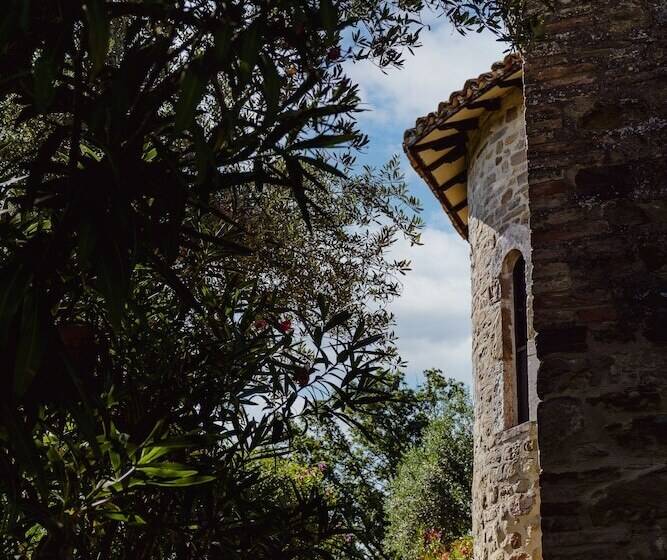 ホテル Castello Di Cisterna Umbria