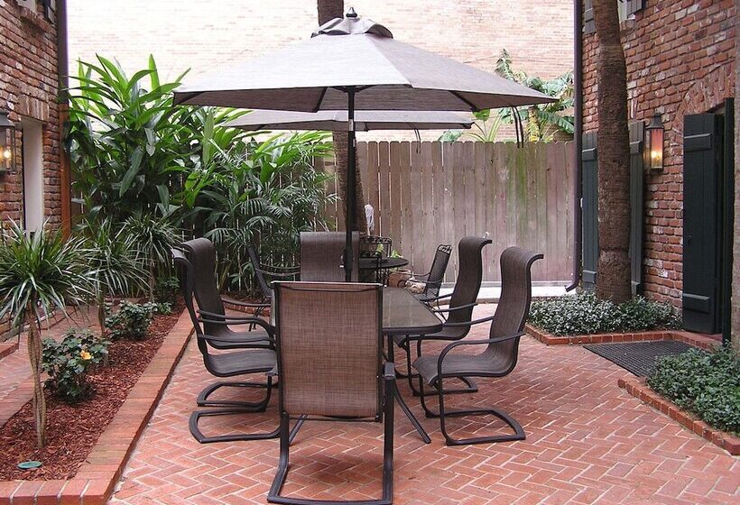 فندق Chateau Orleans