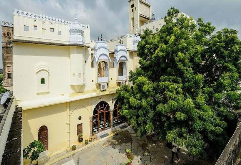فندق Fort Barli   A 16th Century Castle
