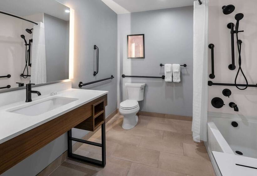 Отель Hawthorn Extended Stay By Wyndham Williston Burlington