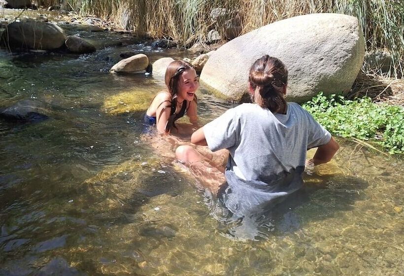 هتل Loma Puskana Casas