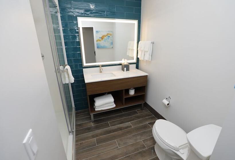 Отель La Quinta Inn & Suites By Wyndham Williston Burlington