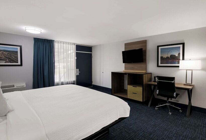 בית מלון כפרי Surestay Plus By Best Western Pigeon Forge
