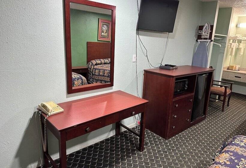 汽车旅馆  Roadside Inn