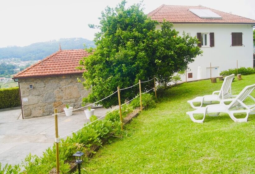 بنسيون Casa Outeiro 99 Paredes De Coura