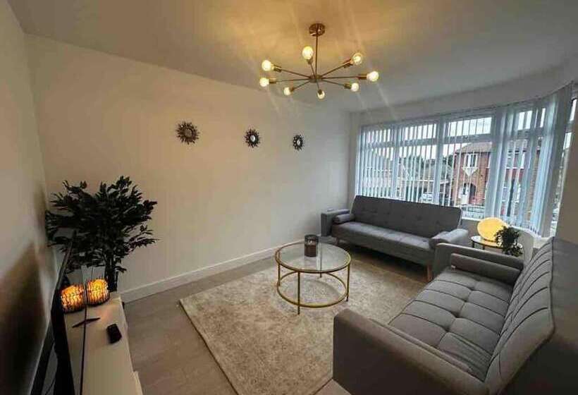 レジデンス Lovely 3 Bed House Near Birmingham Airport & Nec