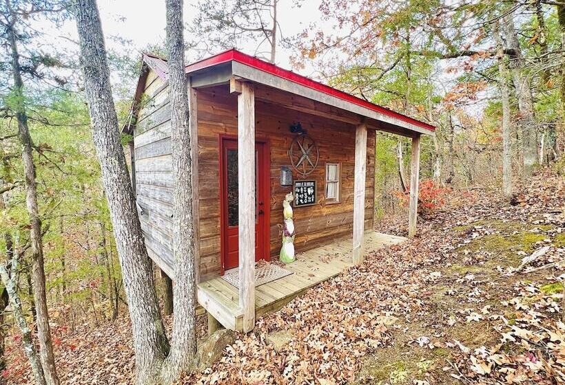 Rustic Hideaway!