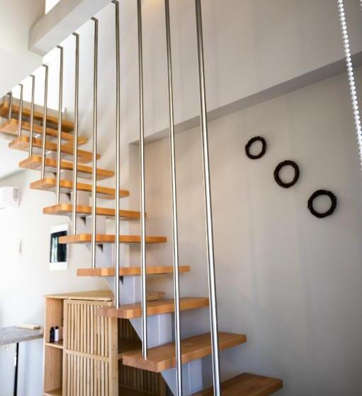 Theros Suites