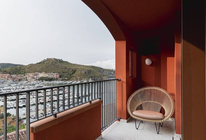 簡易ホテル La Roqqa