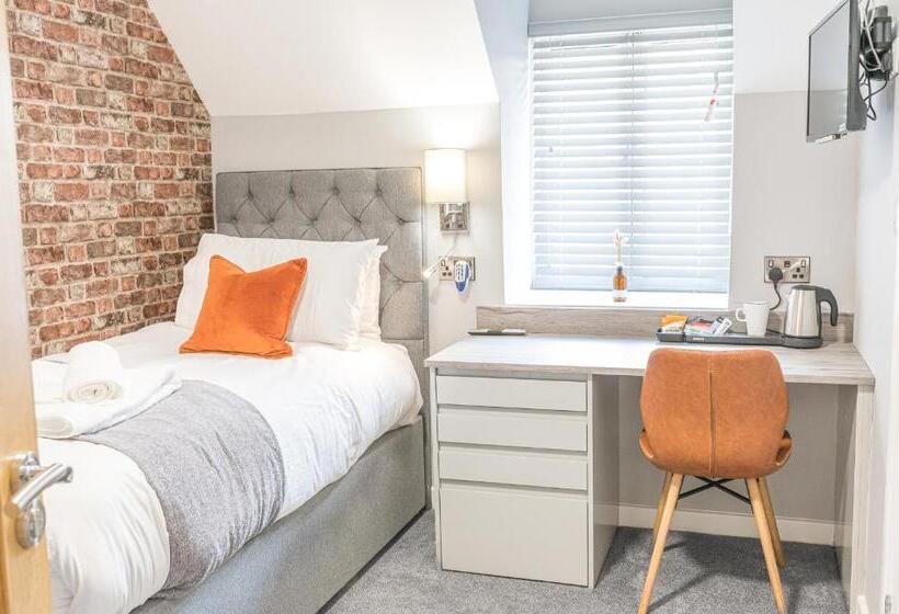 فندق Chequers Lodge  Dalton In  Furness  Self Check In
