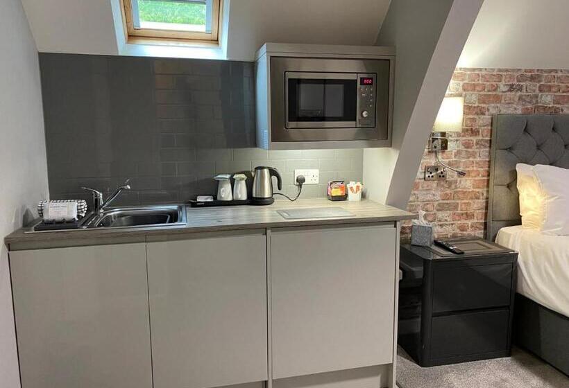 فندق Chequers Lodge  Dalton In  Furness  Self Check In