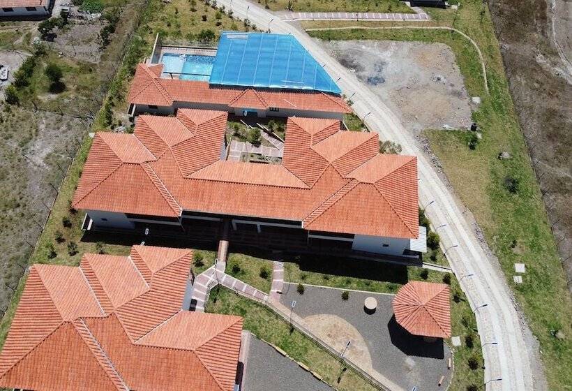 هتل Cordillera De Los Andes